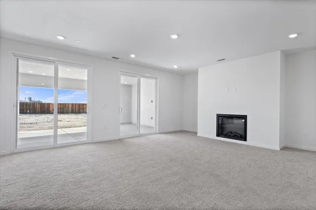 an empty room with window