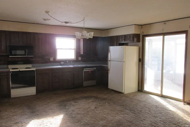 $35,100 | 1921 Cardinal Drive, Albany, IN 47320