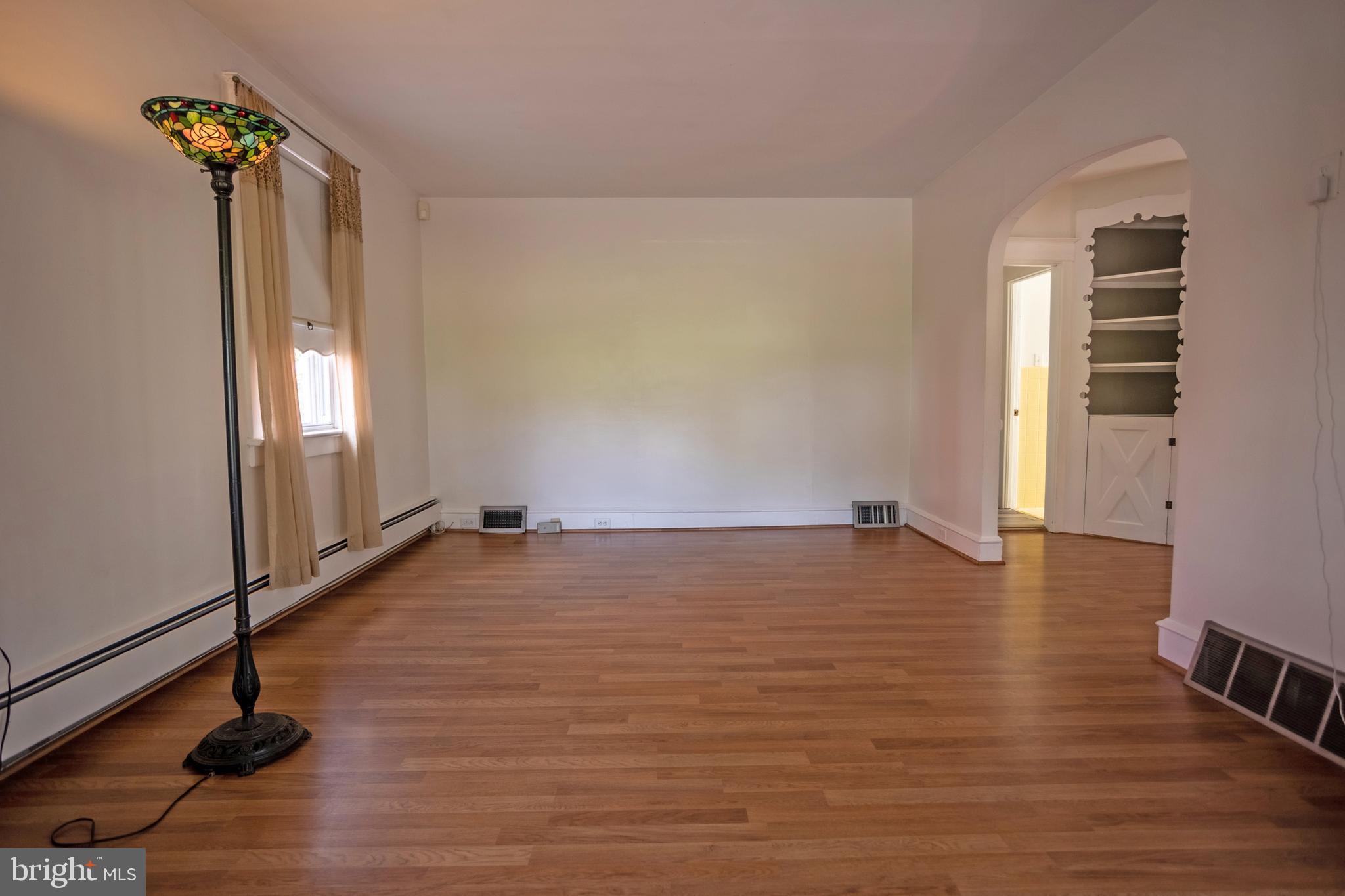 7803 Church Road Jenkintown, PA 19046 - Photo 5 of 30 Living Room