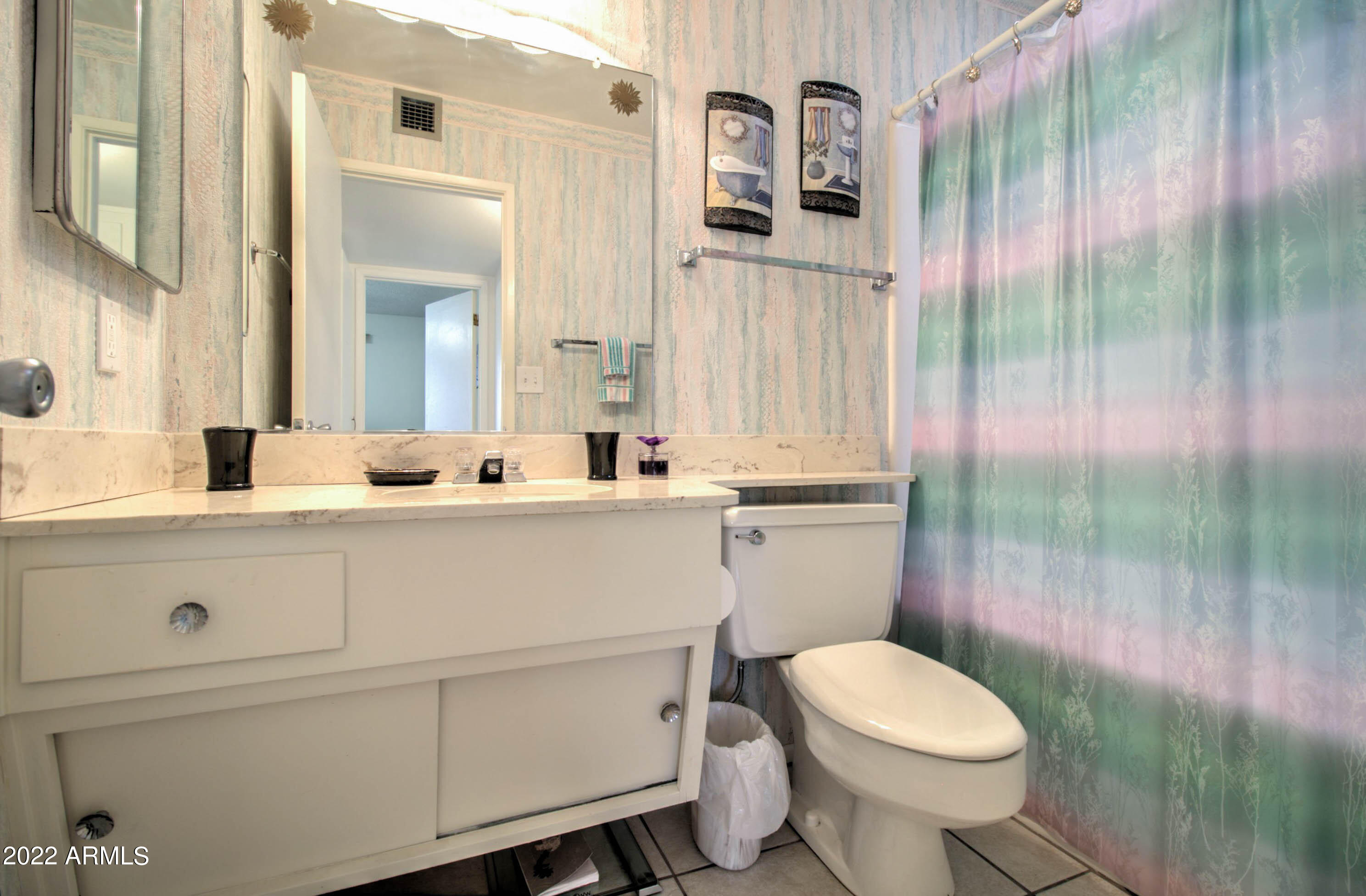 10725 West Hatcher Road Sun City, AZ 85351 - Photo 17 of 26 10725 W Hatcher Rd-17
