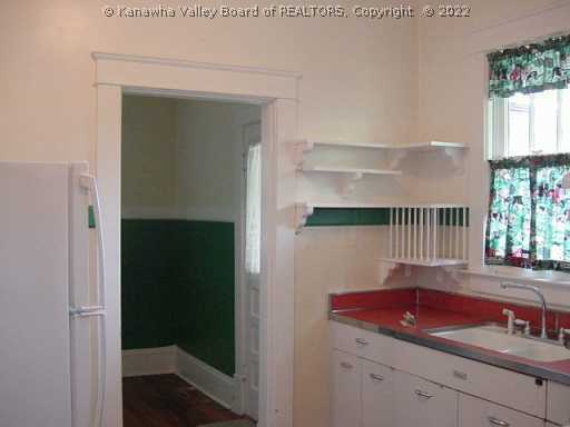 857 Chester Road Charleston, WV 25302 - Photo 5 of 7 Other.