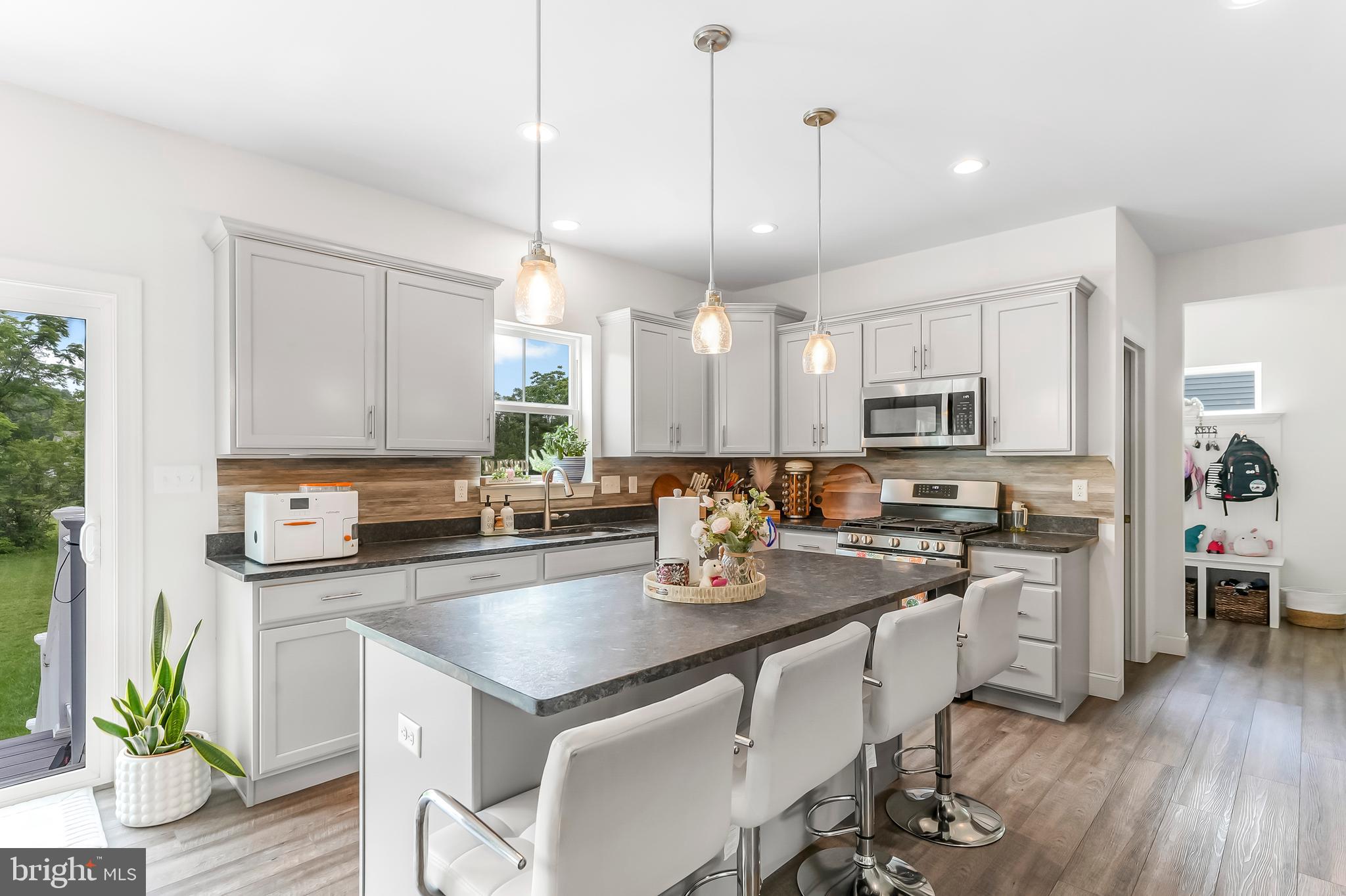 1077 Ryebrook Road Sinking Spring, PA 19608 - Photo 7 of 35