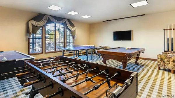 $5,000 | 40671 Village Drive, Unit 15B, Big Bear Lake, CA 92315