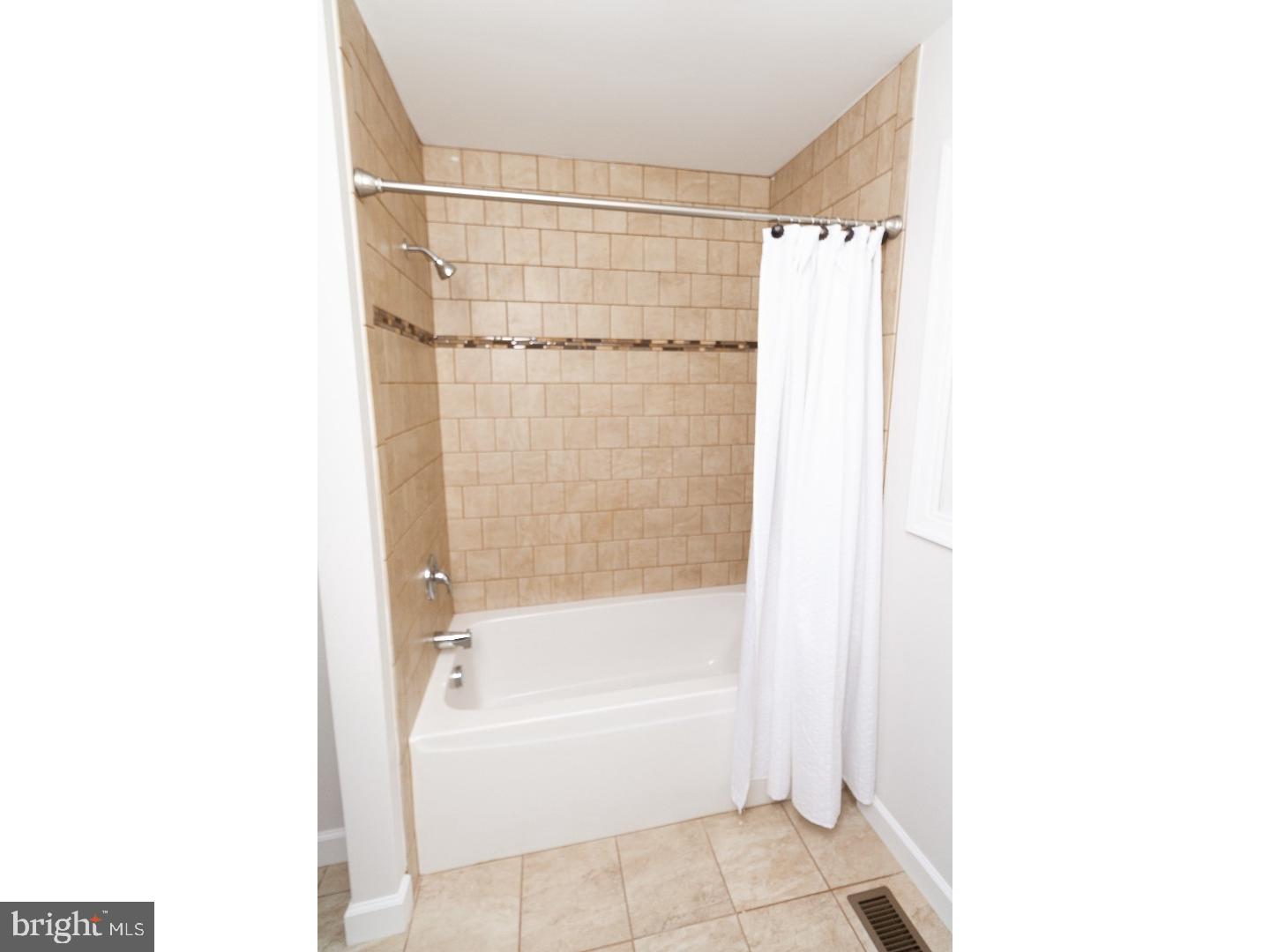 25236 Prettyman Road Georgetown, DE 19947 - Photo 19 of 25 Bathroom