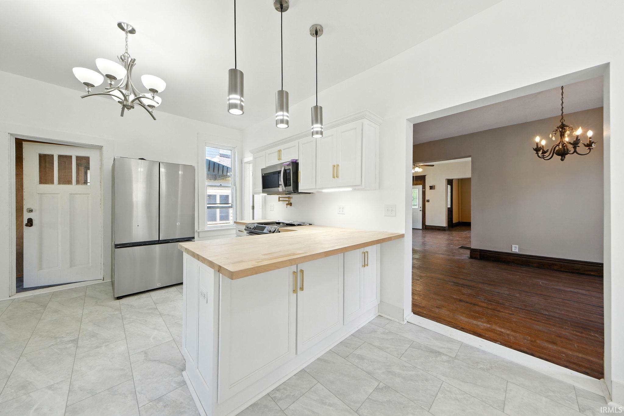 110 South 4th Street Decatur, IN 46733 - Photo 13 of 35