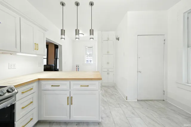 $209,900 | 110 South 4th Street, Decatur, IN 46733