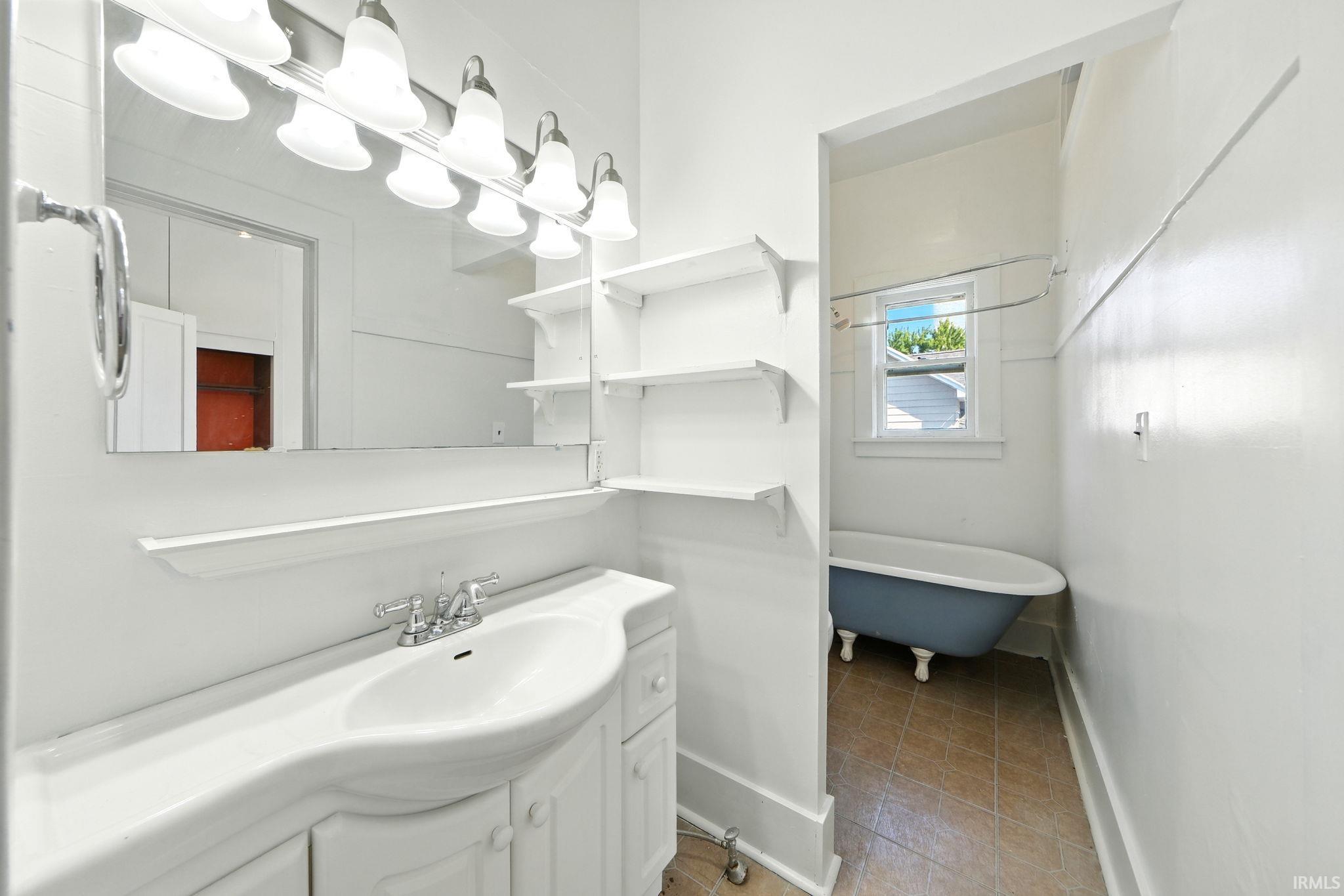 110 South 4th Street Decatur, IN 46733 - Photo 25 of 35