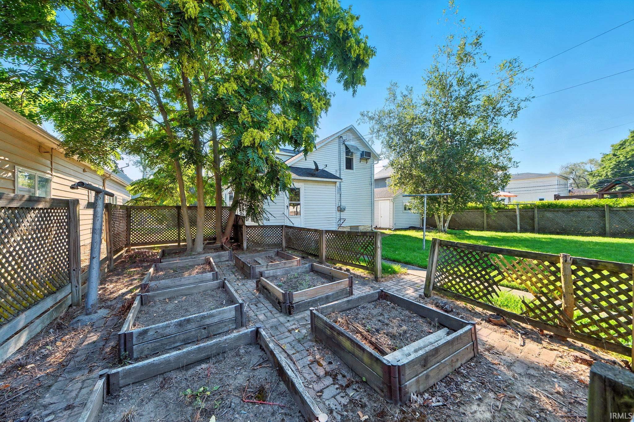 110 South 4th Street Decatur, IN 46733 - Photo 34 of 35