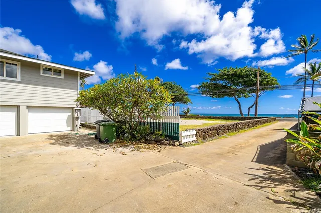 $950,000 | 54-74 Kamehameha Highway, Unit B, Hauula, HI 96717