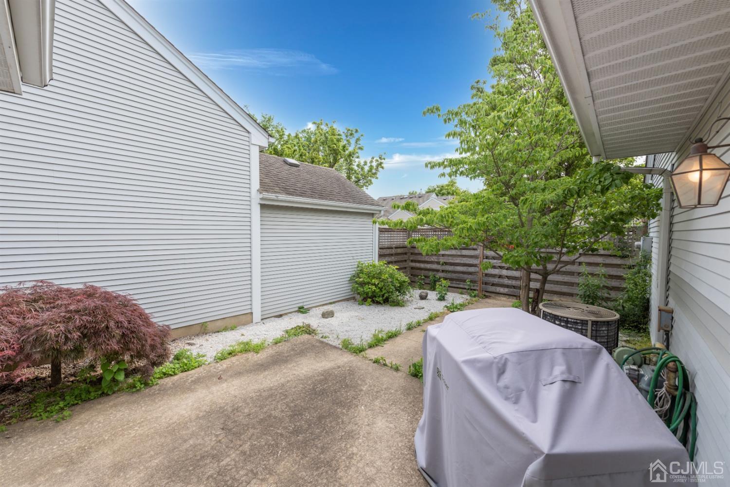 75 Winthrop Road, Unit 75B Monroe Township, NJ 08831 - Photo 26 of 30 Gallery Image 26