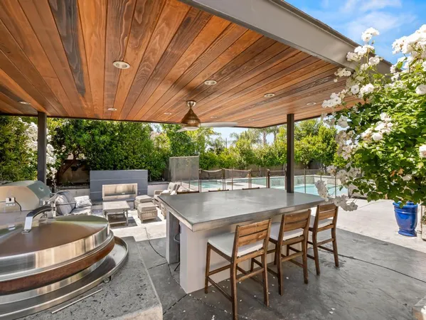 $918,000 | 1229 East Via Roma Drive, Fresno, CA 93730