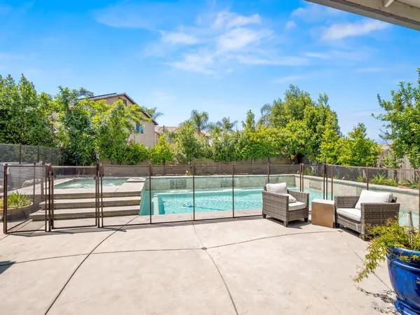 $918,000 | 1229 East Via Roma Drive, Fresno, CA 93730