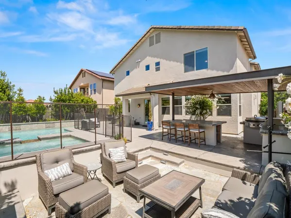 $918,000 | 1229 East Via Roma Drive, Fresno, CA 93730