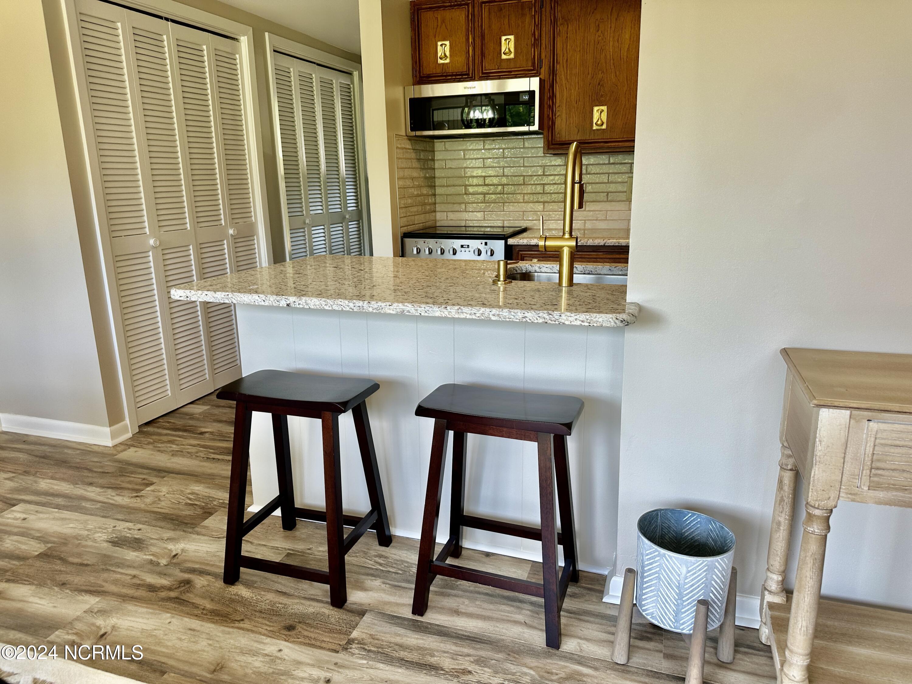 85 Pine Valley Road, Unit 29 Pinehurst, NC 28374 - Photo 10 of 36 Eat in area