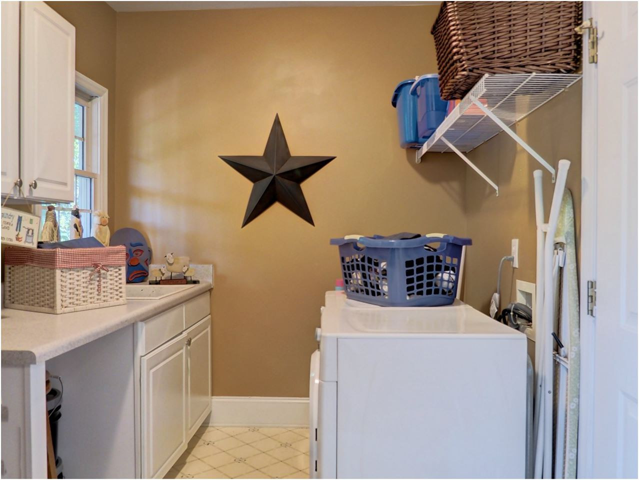 1722 Turtle Ridge Way Raleigh, NC 27614 - Photo 19 of 25 Laundry