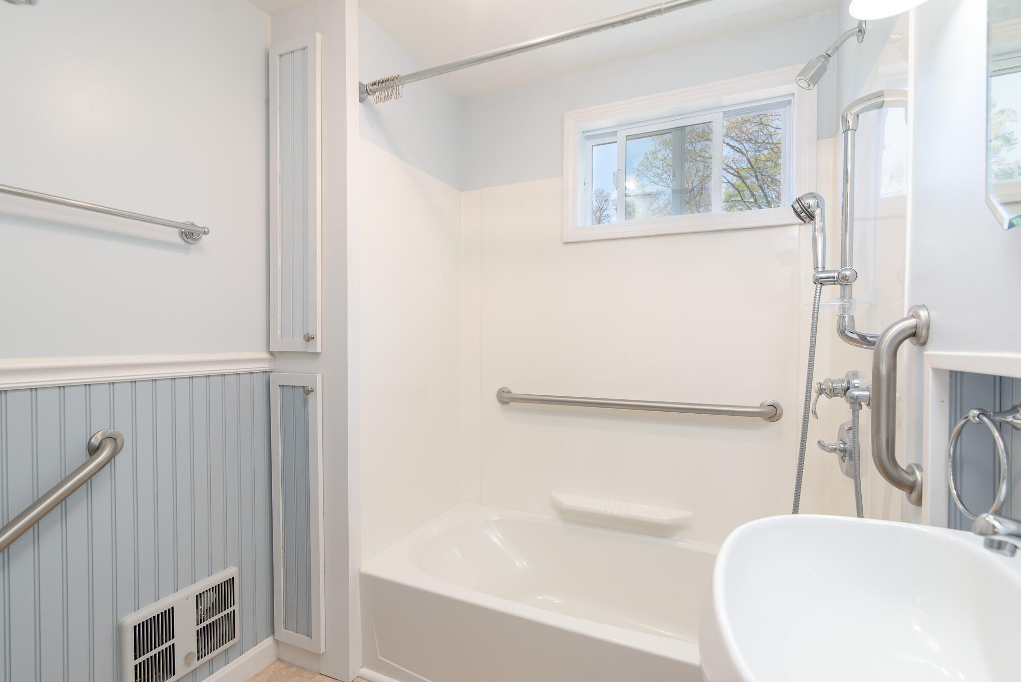 1196 State Road Eliot, ME 03903 - Photo 20 of 33 bathroom1.1 (1 of 1)