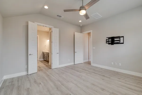 $2,600 | 4600 Post Lane, Round Rock, TX 78681