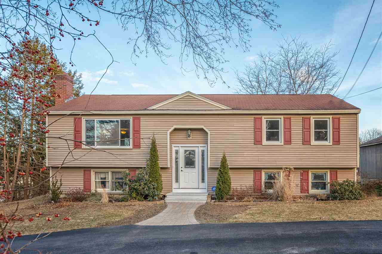 77 Harriman Hill Road Raymond, NH 03077 - Photo 2 of 32 Gallery Image 2