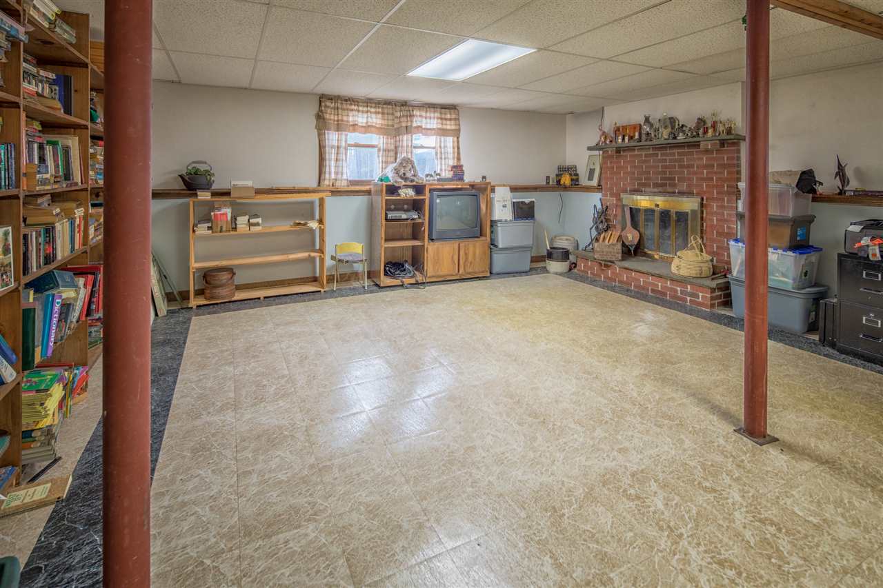 77 Harriman Hill Road Raymond, NH 03077 - Photo 25 of 32 Gallery Image 25