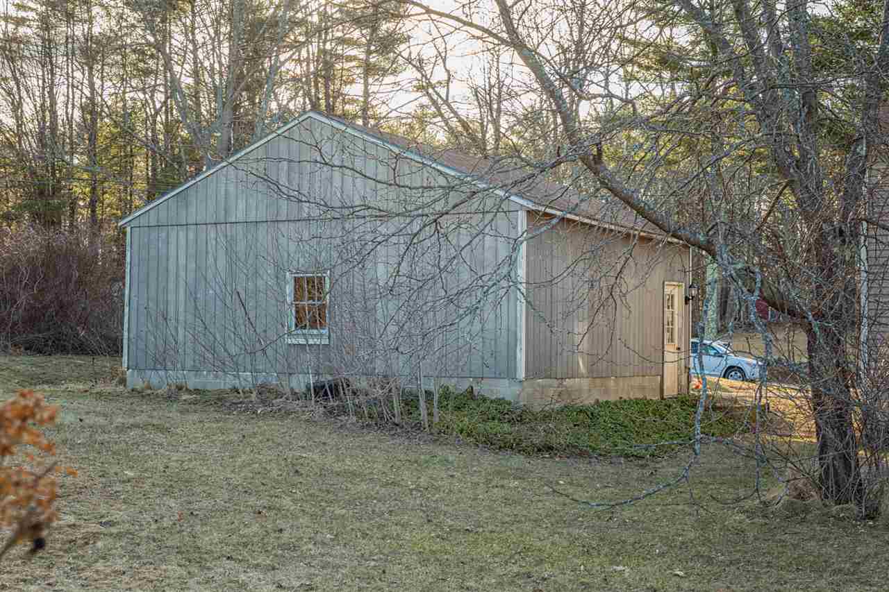 77 Harriman Hill Road Raymond, NH 03077 - Photo 8 of 32 Gallery Image 8