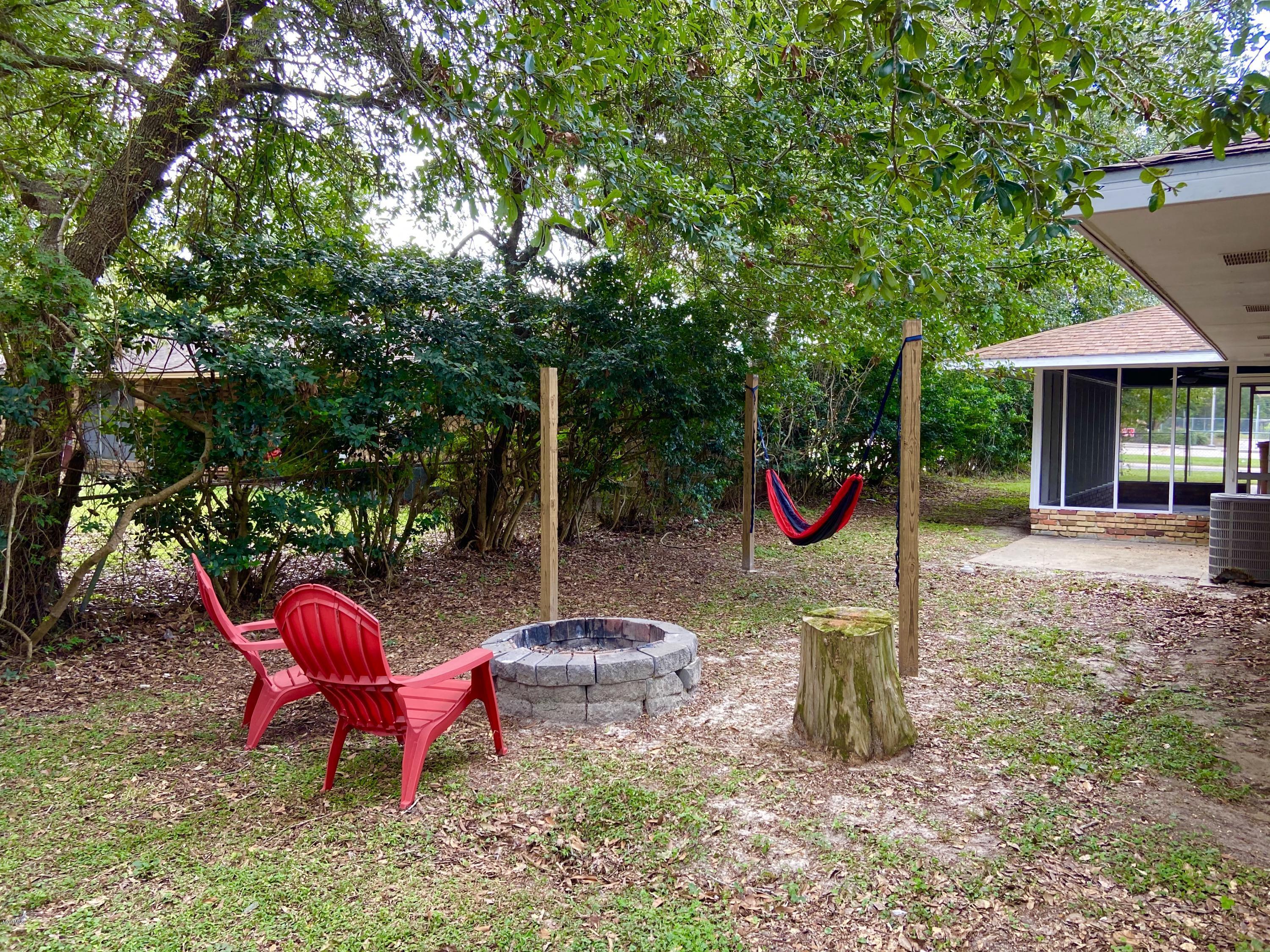 20211 Pineville Road Long Beach, MS 39560 - Photo 37 of 38 backyard