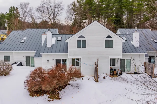 $269,500 | 26 Marsten Lane, Unit 19, Enfield, NH 03748