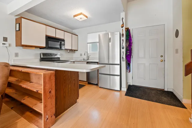 $269,500 | 26 Marsten Lane, Unit 19, Enfield, NH 03748