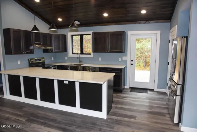 $425,000 | 1540 River Road, North Creek, NY 12853