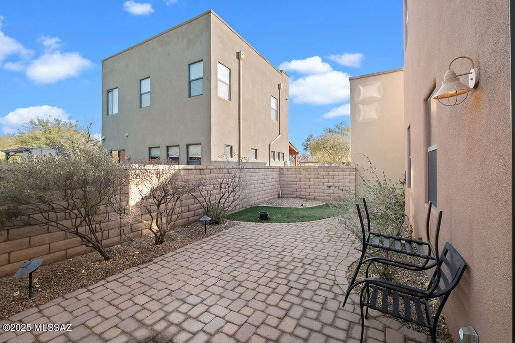 213 East Croydon Park Road Tucson, AZ 85704 - Photo 37 of 43