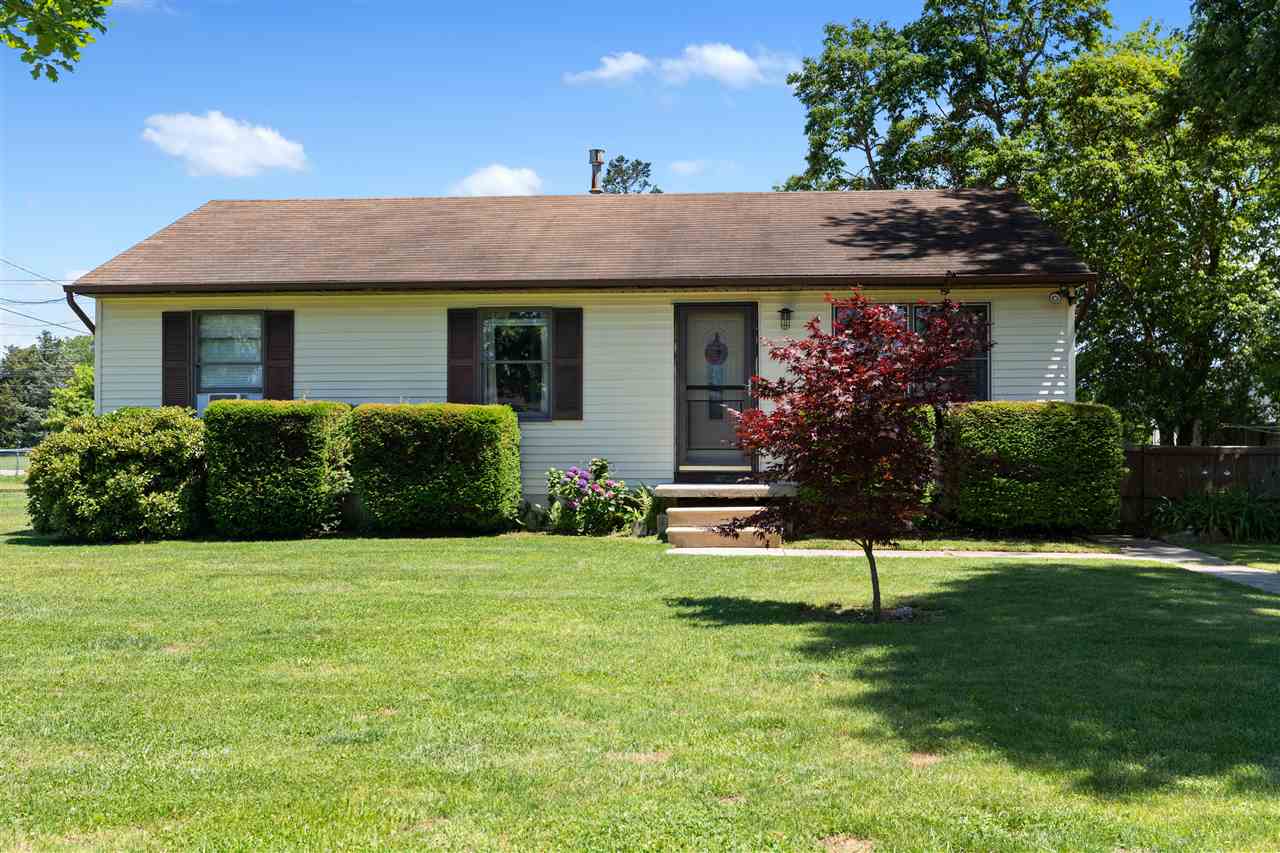 401 Angus Avenue Rio Grande, NJ 08242 - Photo 2 of 15