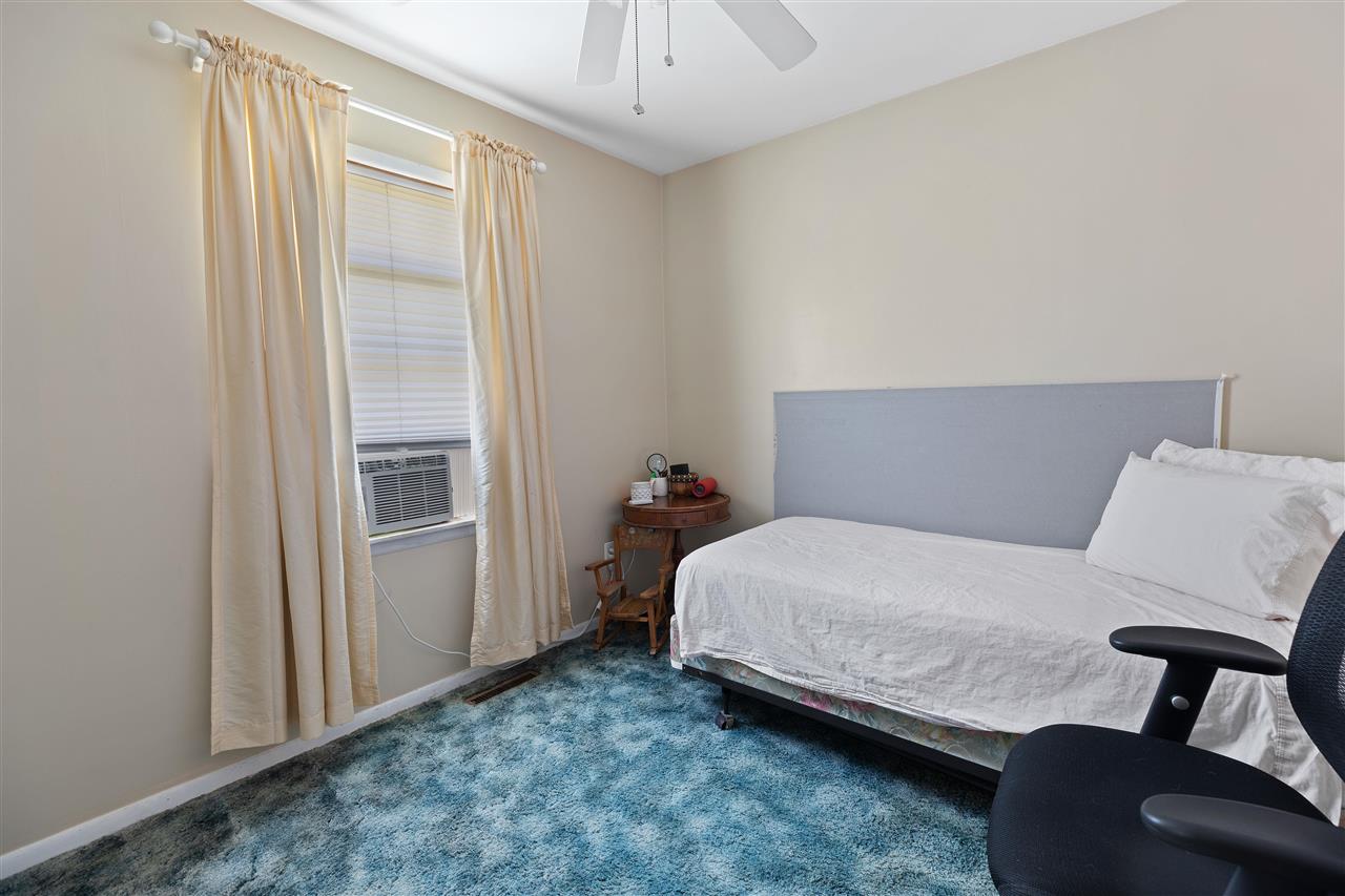 401 Angus Avenue Rio Grande, NJ 08242 - Photo 12 of 15