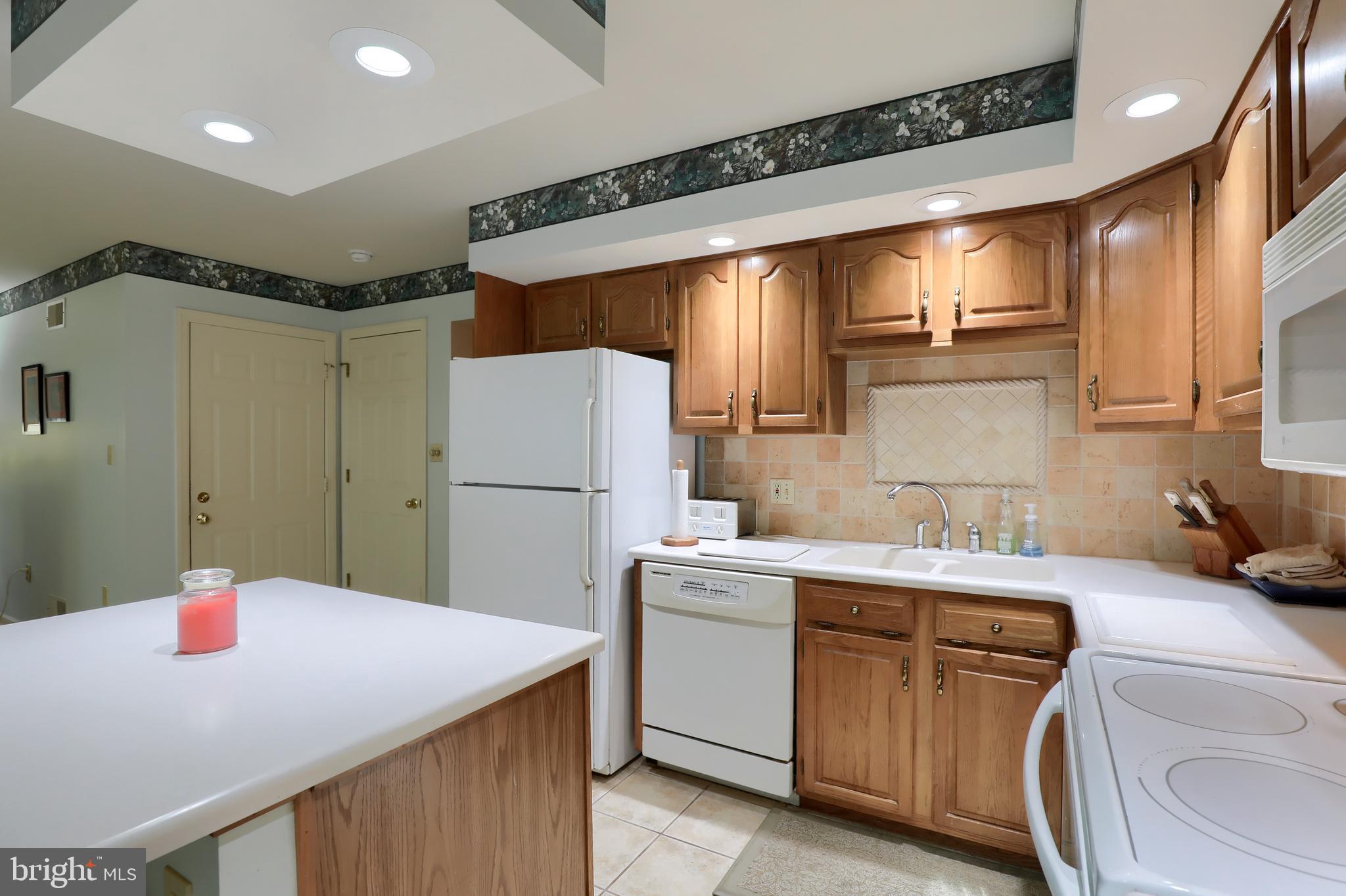 425 Greenville Road Denver, PA 17517 - Photo 13 of 51 Kitchen
