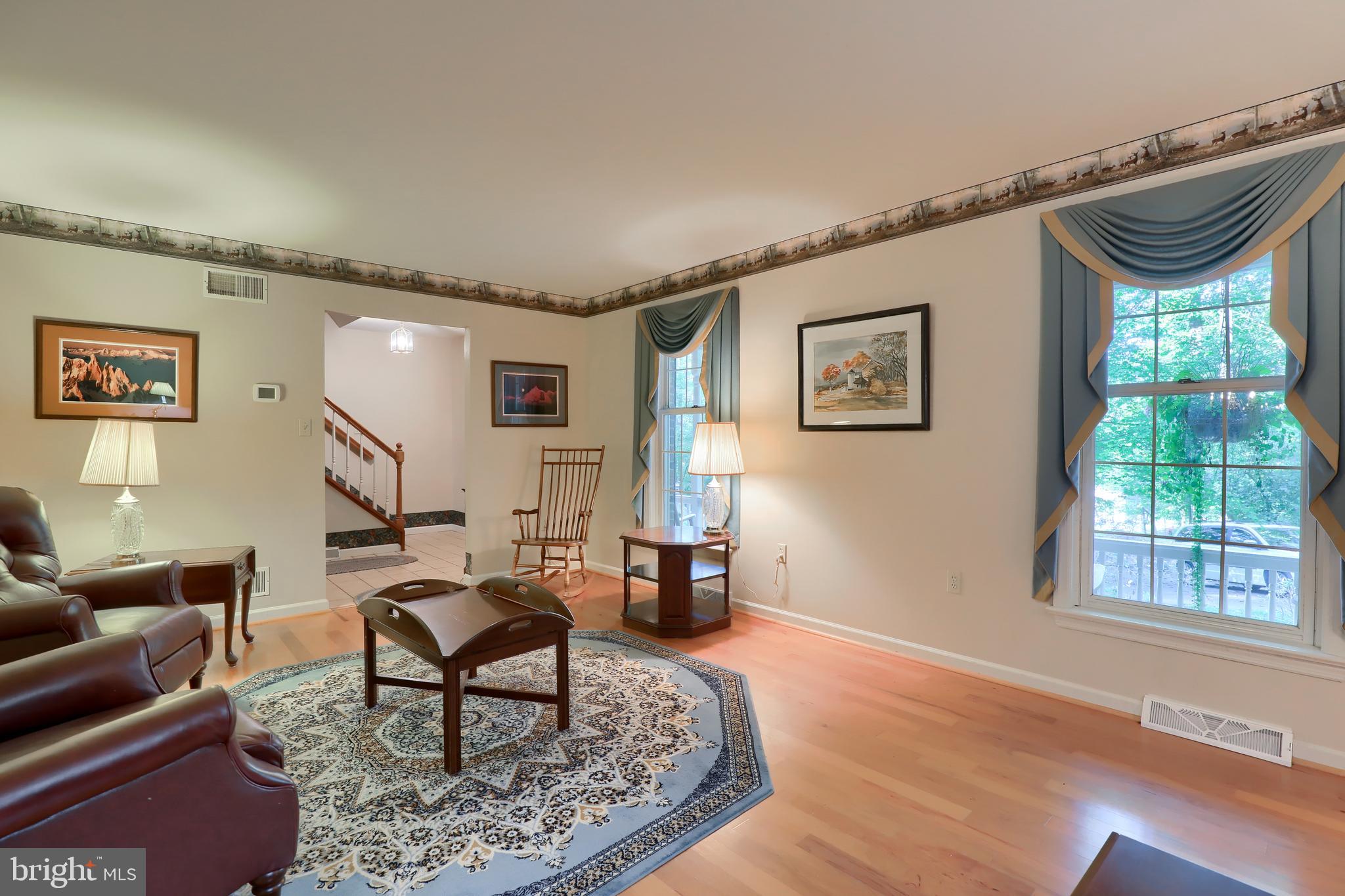 425 Greenville Road Denver, PA 17517 - Photo 24 of 51 Living Room