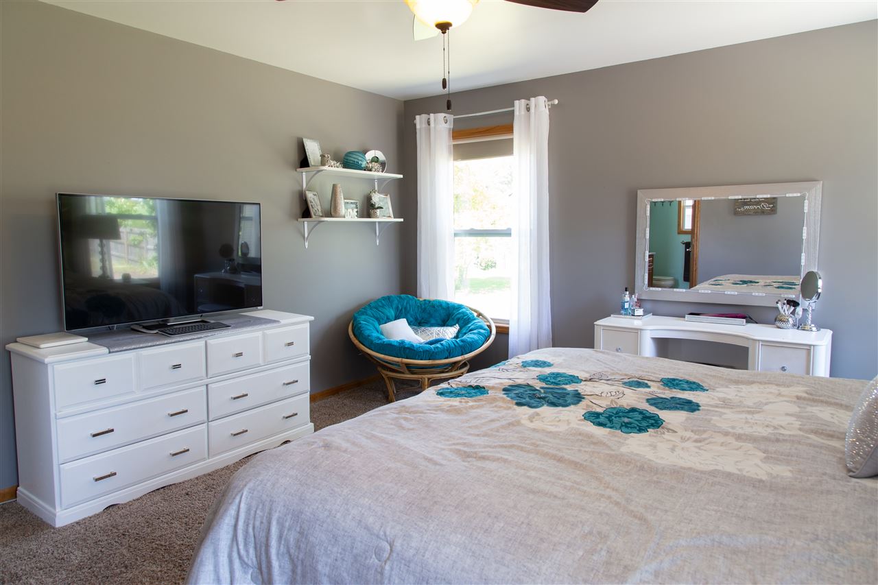 1060 North Huron Road Linwood, MI 48634 - Photo 8 of 19 Gallery Image 8