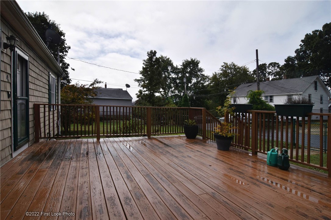 4 Hudson Lane Warwick, RI 02886 - Photo 26 of 40