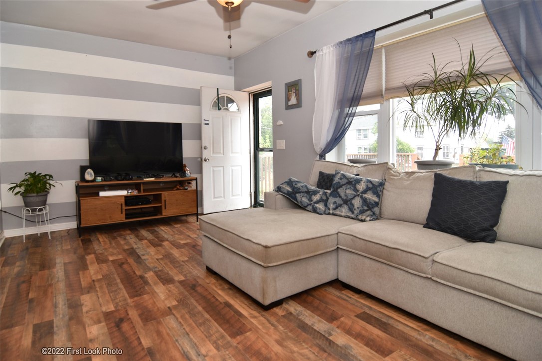 4 Hudson Lane Warwick, RI 02886 - Photo 4 of 40