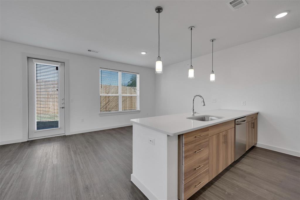 10030 Garland Road, Unit 1006 Dallas, TX 75218 - Photo 7 of 23 Gallery Image 7