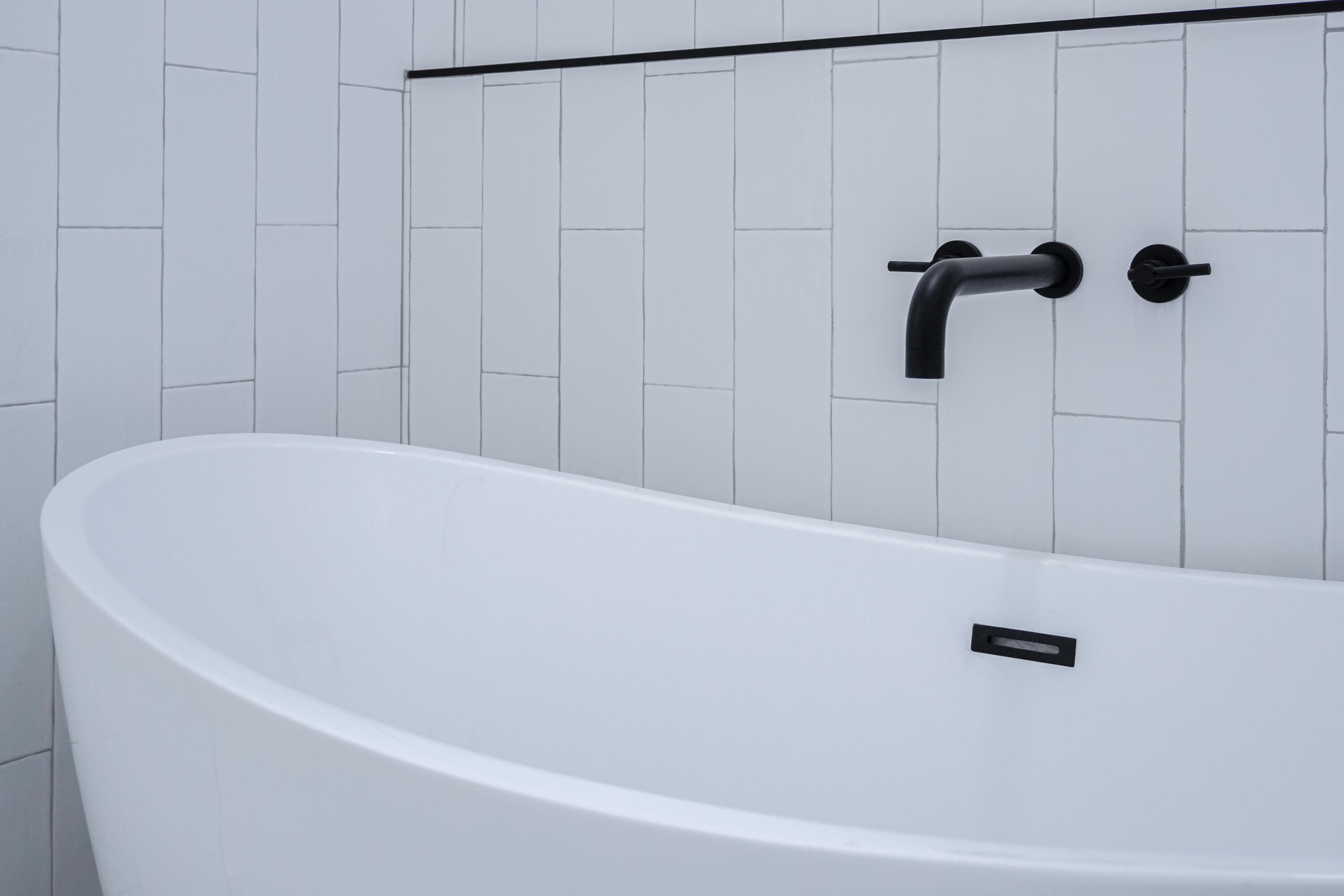 33 Maritime Way Santa Rosa Beach, FL 32459 - Photo 40 of 71 a bathroom with a bathtub