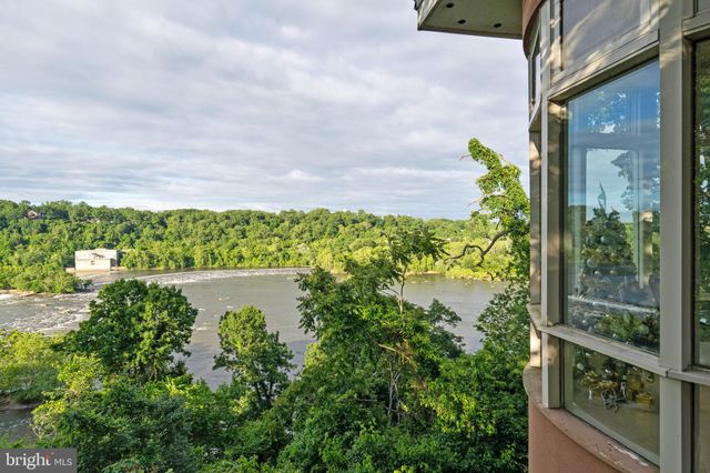 a view of an outdoor seating area