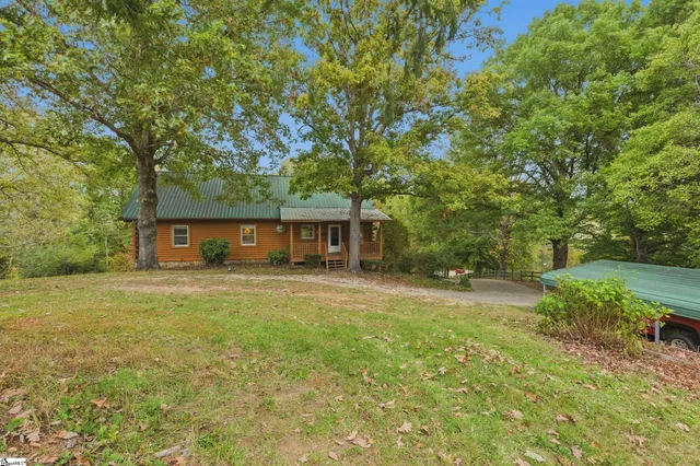 $649,900 | 925 West 14th Highway, Landrum, SC 29356