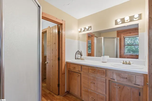 $649,900 | 925 West 14th Highway, Landrum, SC 29356