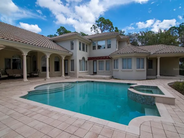 $2,395,000 | 18901 Lakes Edge Way, Odessa, FL 33556