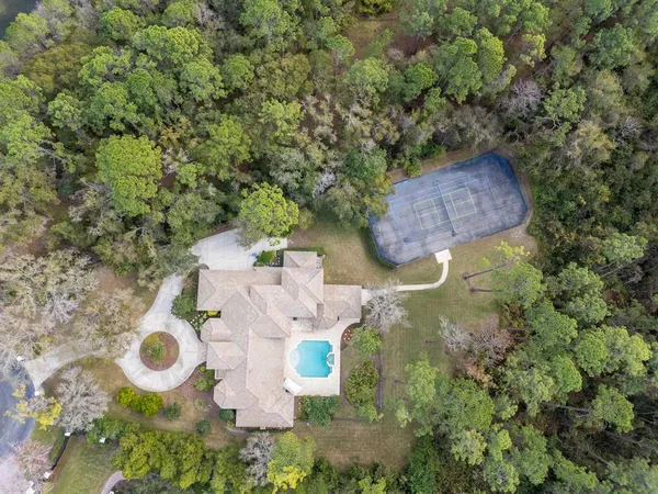 $2,395,000 | 18901 Lakes Edge Way, Odessa, FL 33556