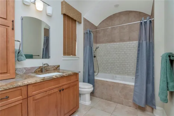 $2,395,000 | 18901 Lakes Edge Way, Odessa, FL 33556