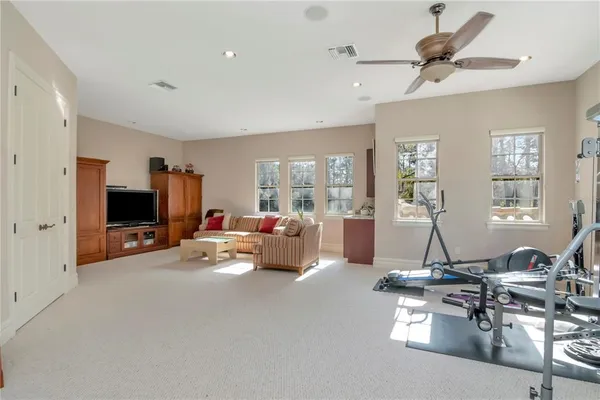 $2,395,000 | 18901 Lakes Edge Way, Odessa, FL 33556