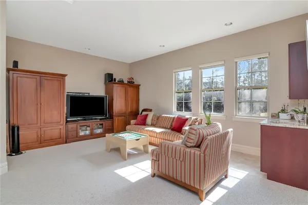 $2,395,000 | 18901 Lakes Edge Way, Odessa, FL 33556