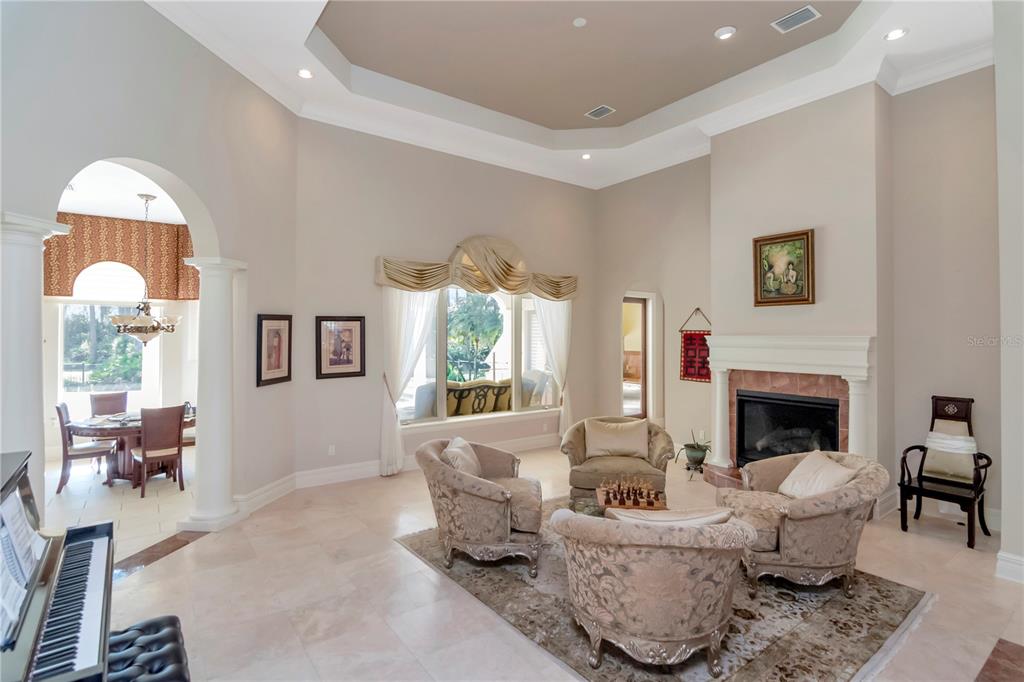 18901 Lakes Edge Way Odessa, FL 33556 - Photo 5 of 63