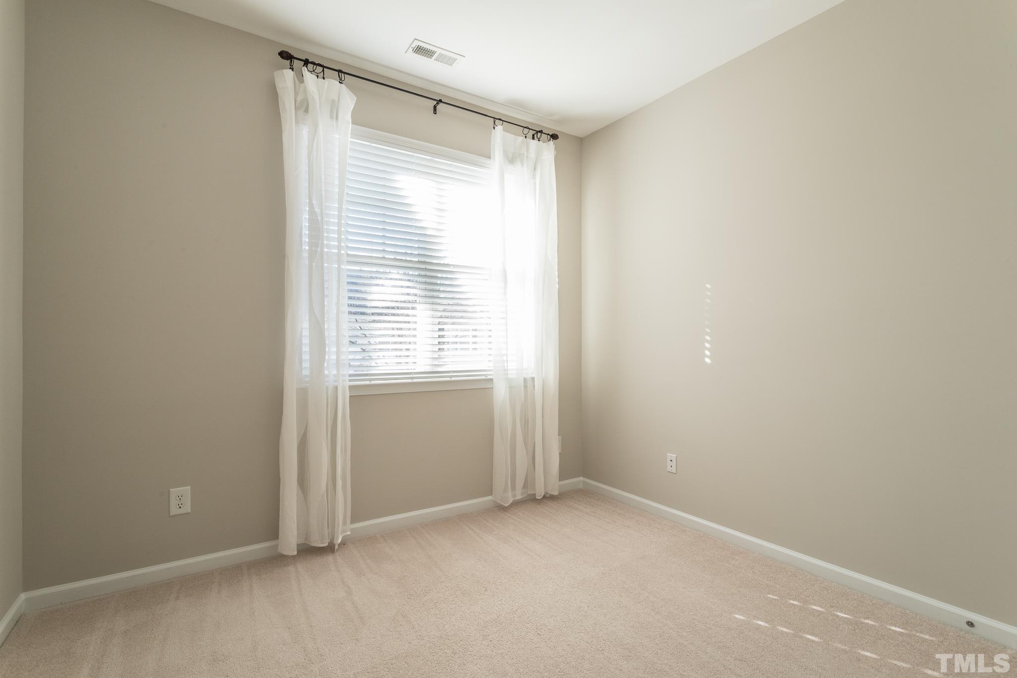 5924 Chivalry Court Raleigh, NC 27612 - Photo 20 of 31 Gallery Image 20