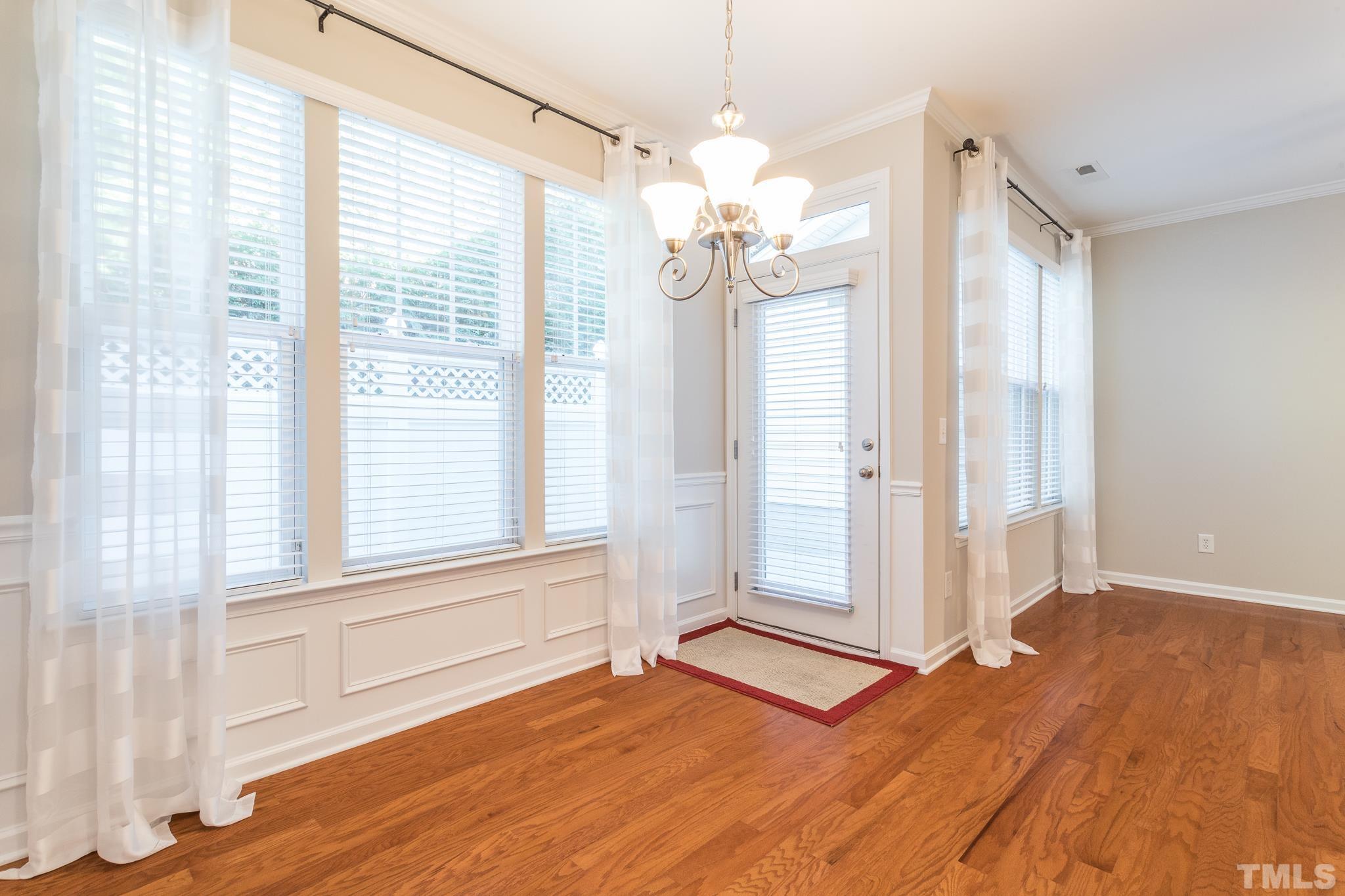 5924 Chivalry Court Raleigh, NC 27612 - Photo 4 of 31 Gallery Image 4