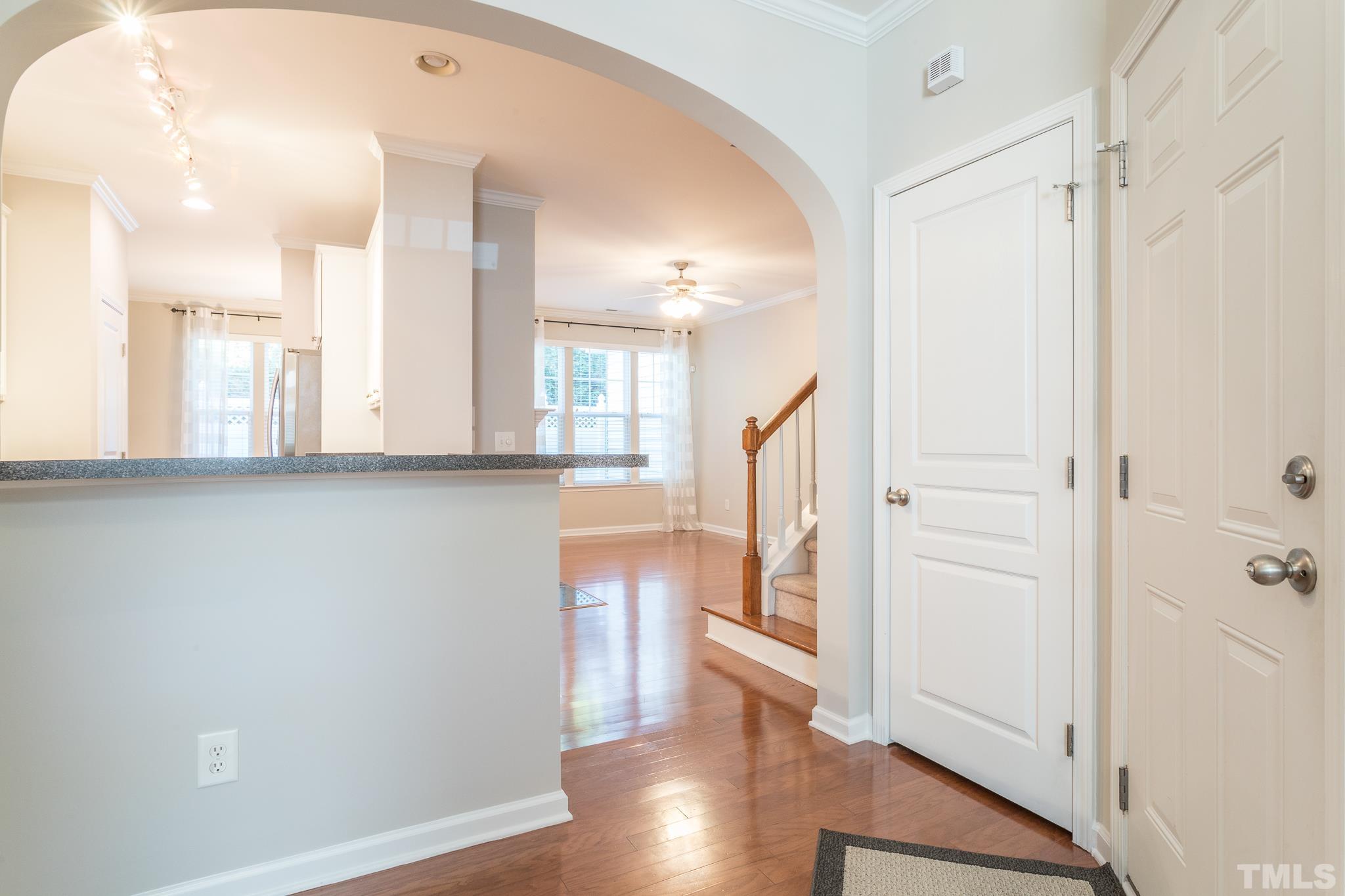 5924 Chivalry Court Raleigh, NC 27612 - Photo 7 of 31 Gallery Image 7